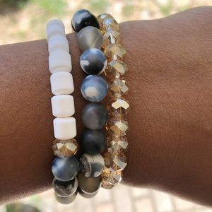 Bracelets stack Stretch Bracelet, Gemstone size 7 1/2.